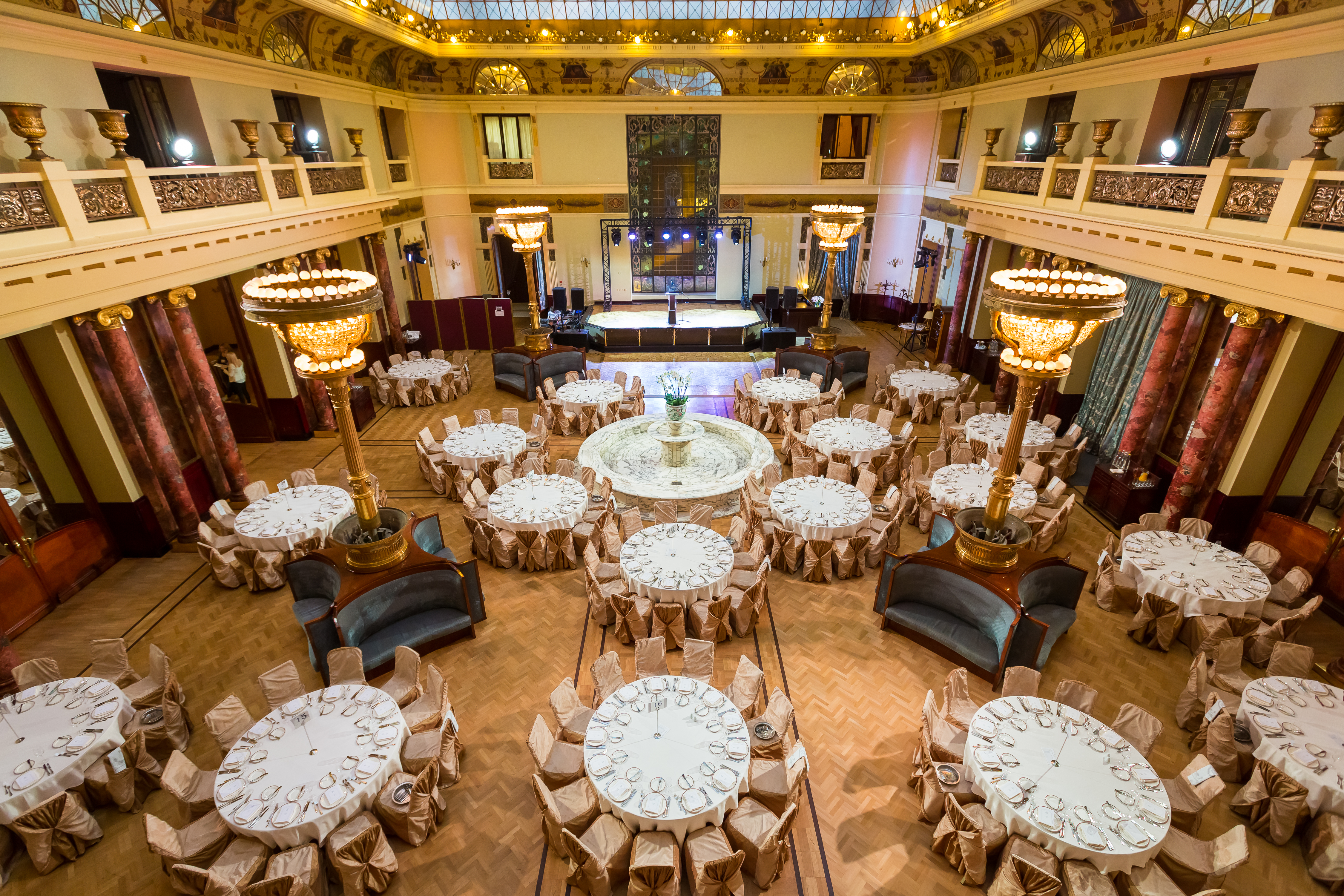 Метрополь зал